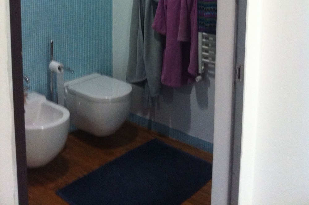 Photo of Bathroom in Lanusei