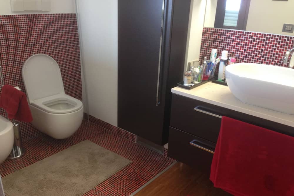 Photo of Bathroom in Lanusei