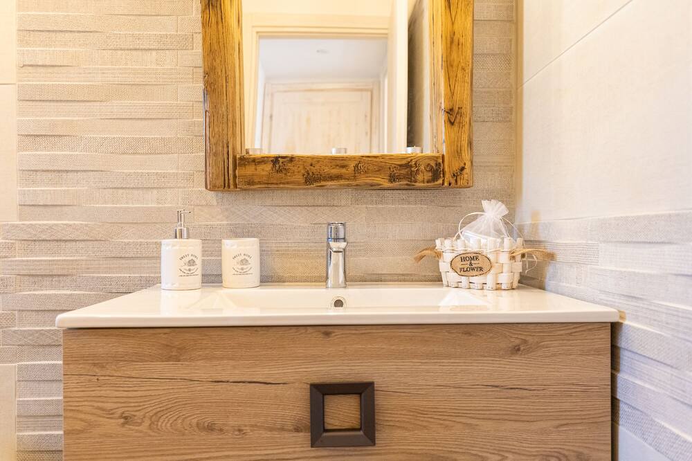 Photo of Bathroom in Osseddu