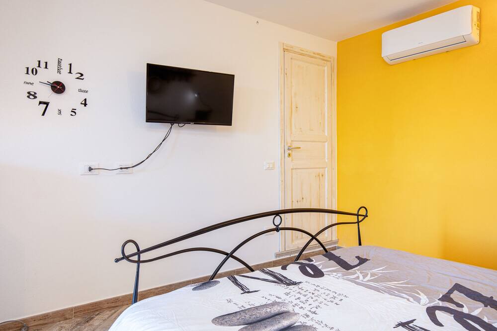 Photo of Bedroom in Osseddu