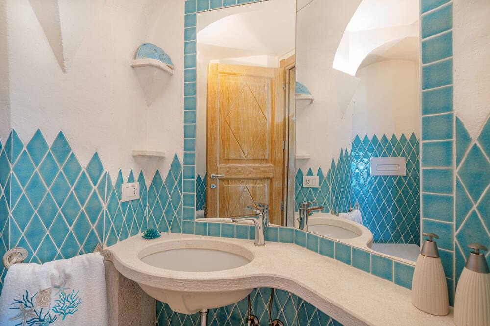 Photo of Bathroom in Luddui