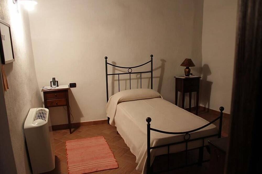 Photo of Bedroom in Galtelli