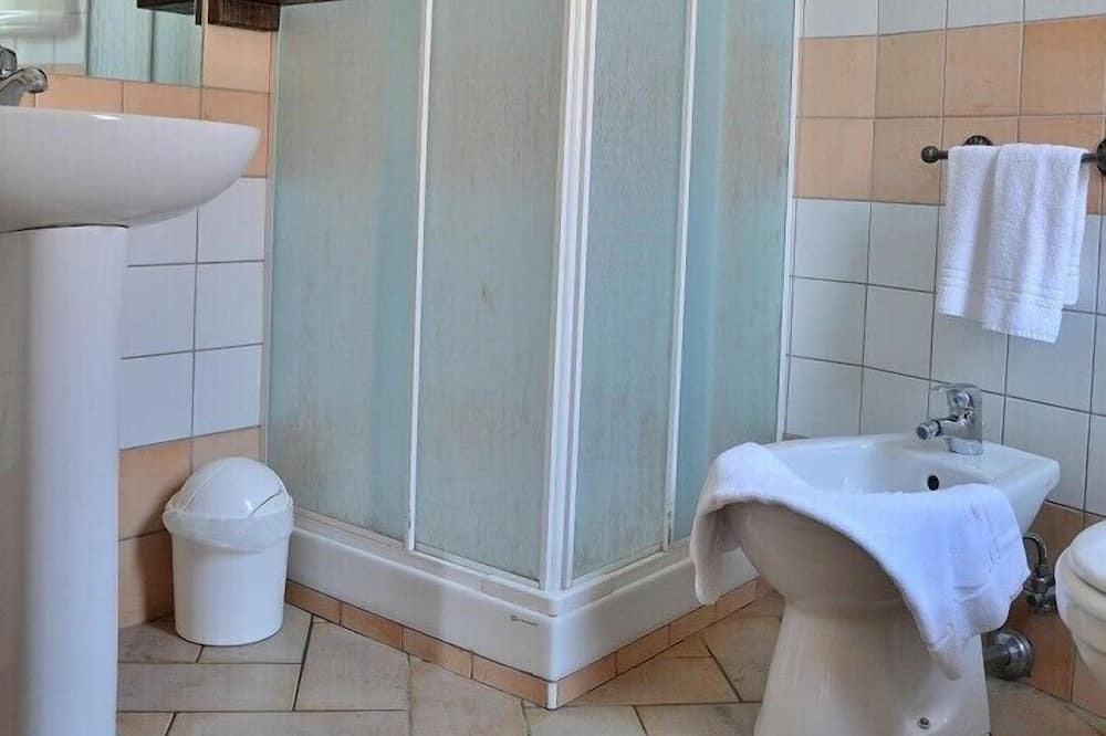 Photo of Bathroom in Galtelli