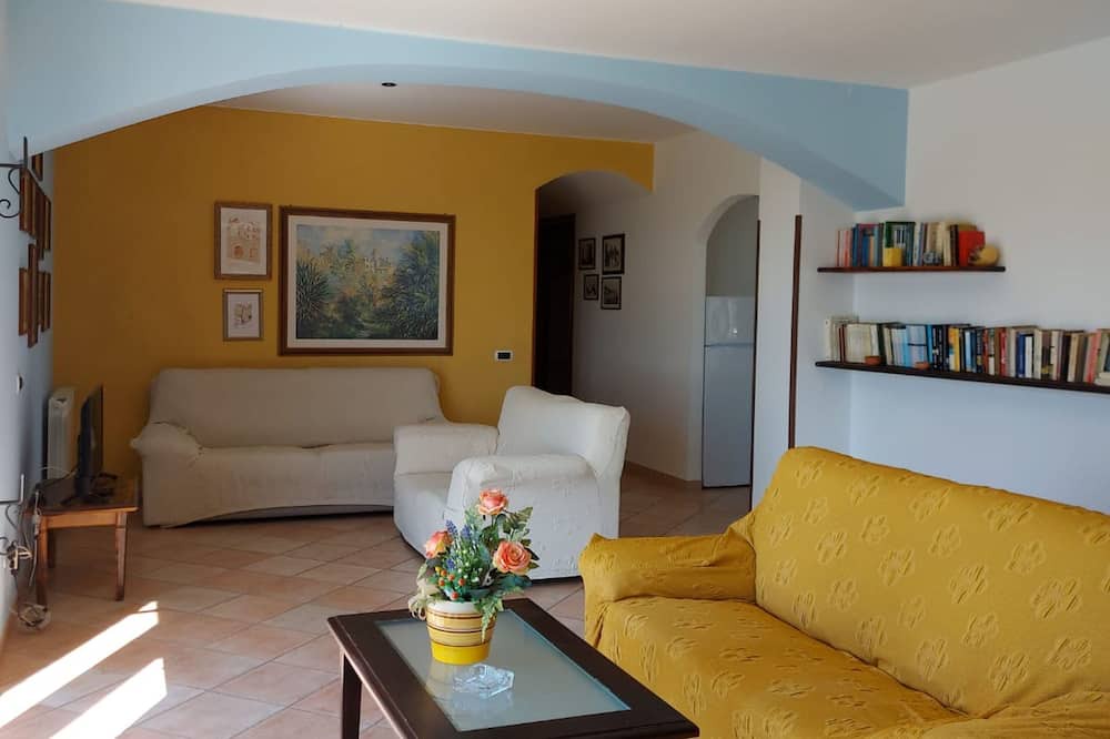 Photo of Livingroom in Lanusei