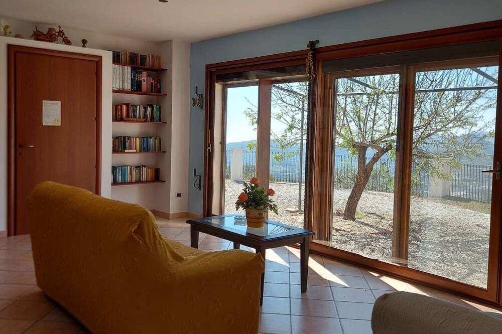 Photo of Livingroom in Lanusei