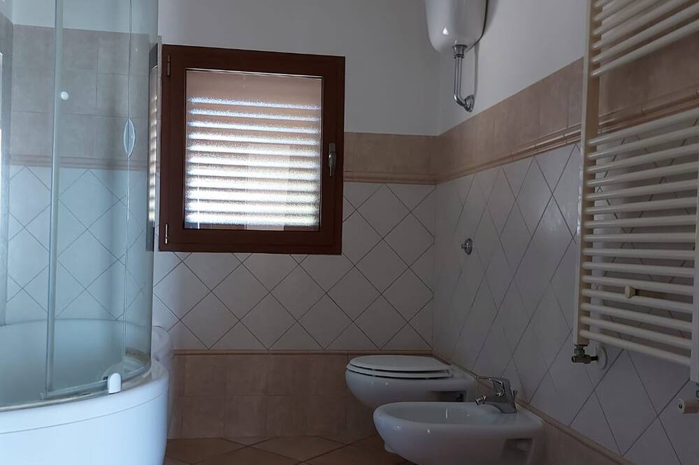 Photo of Bathroom in Lanusei