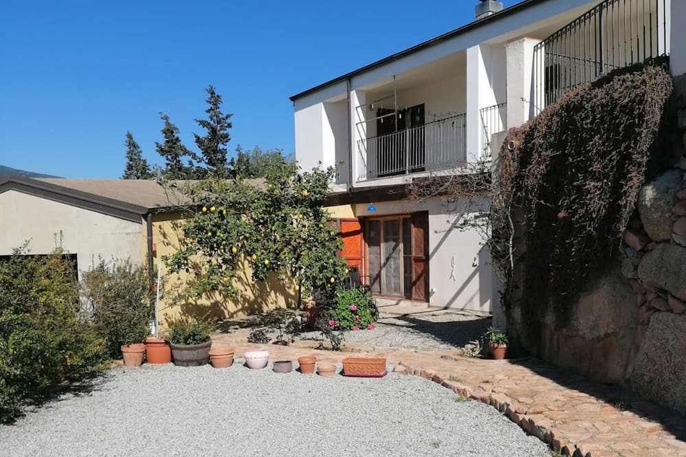 Photo of Outdoor in Lanusei