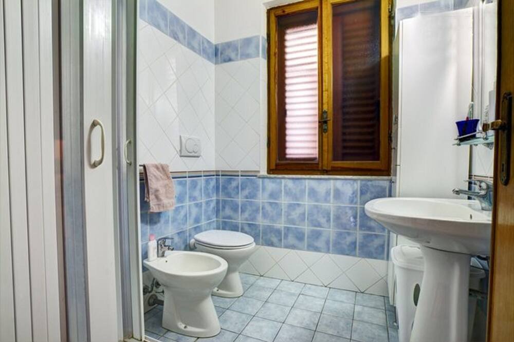Photo of Bathroom in Putzu Idu