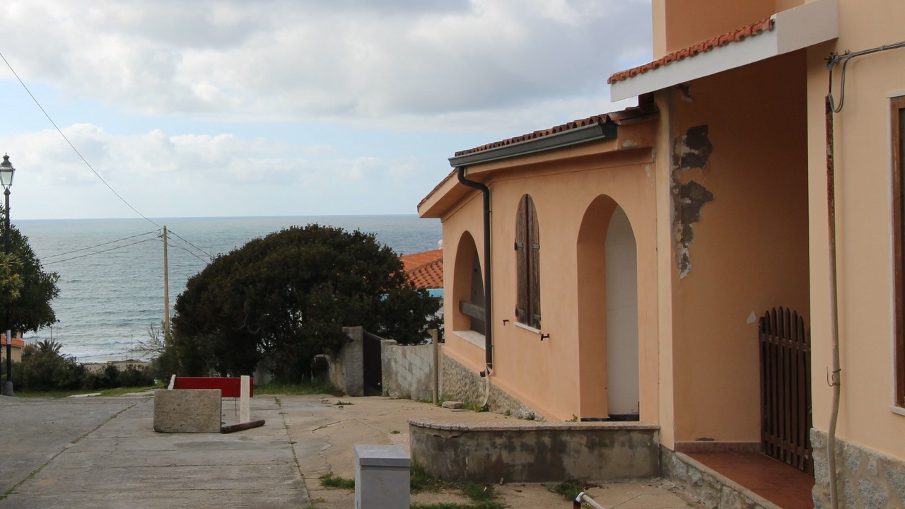 Photo of Outdoor in Arbus
