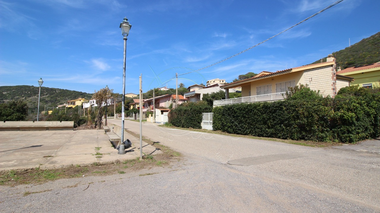 Photo of Outdoor in Arbus