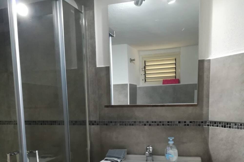 Photo of Bathroom in Cala Gonone