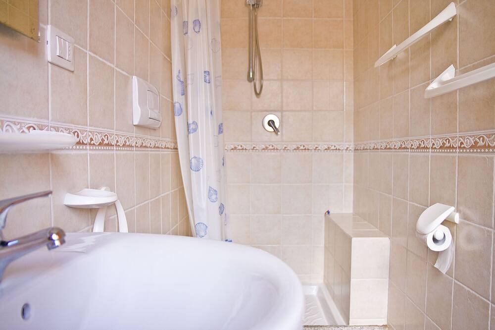 Photo of Bathroom in Trinita d'Agultu