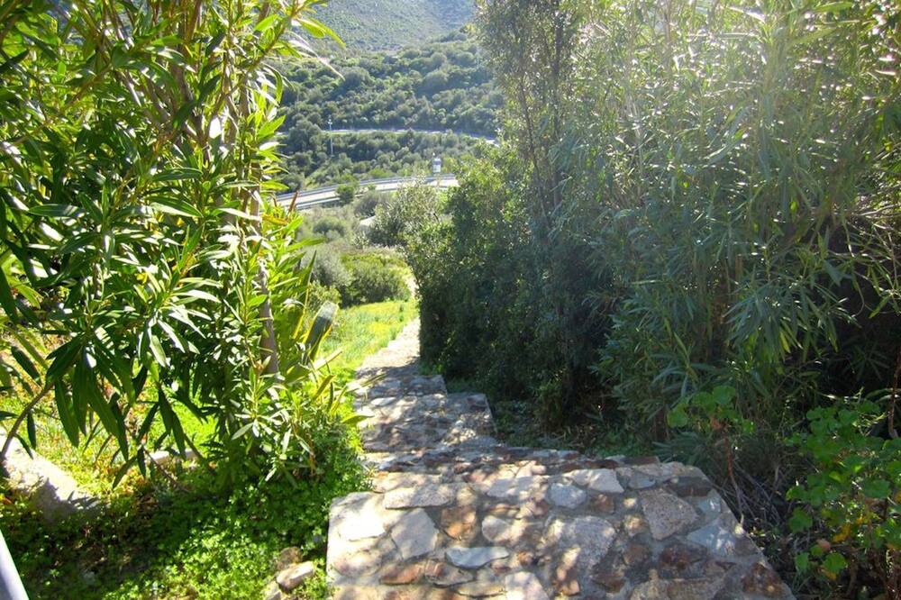 Photo of Outdoor in Geremeas