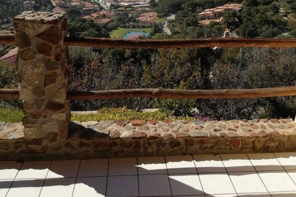 Photo of Patio Balcony in Geremeas
