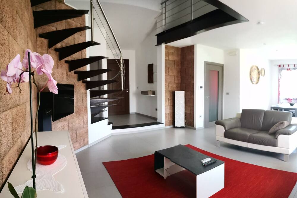 Photo of Livingroom in Lotzorai
