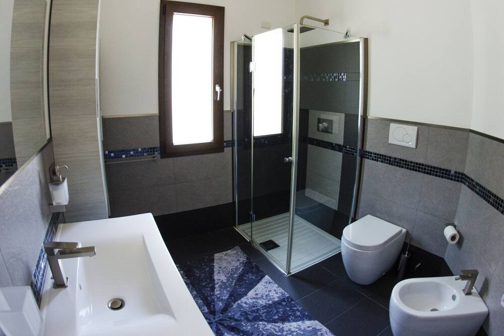 Photo of Bathroom in Lotzorai