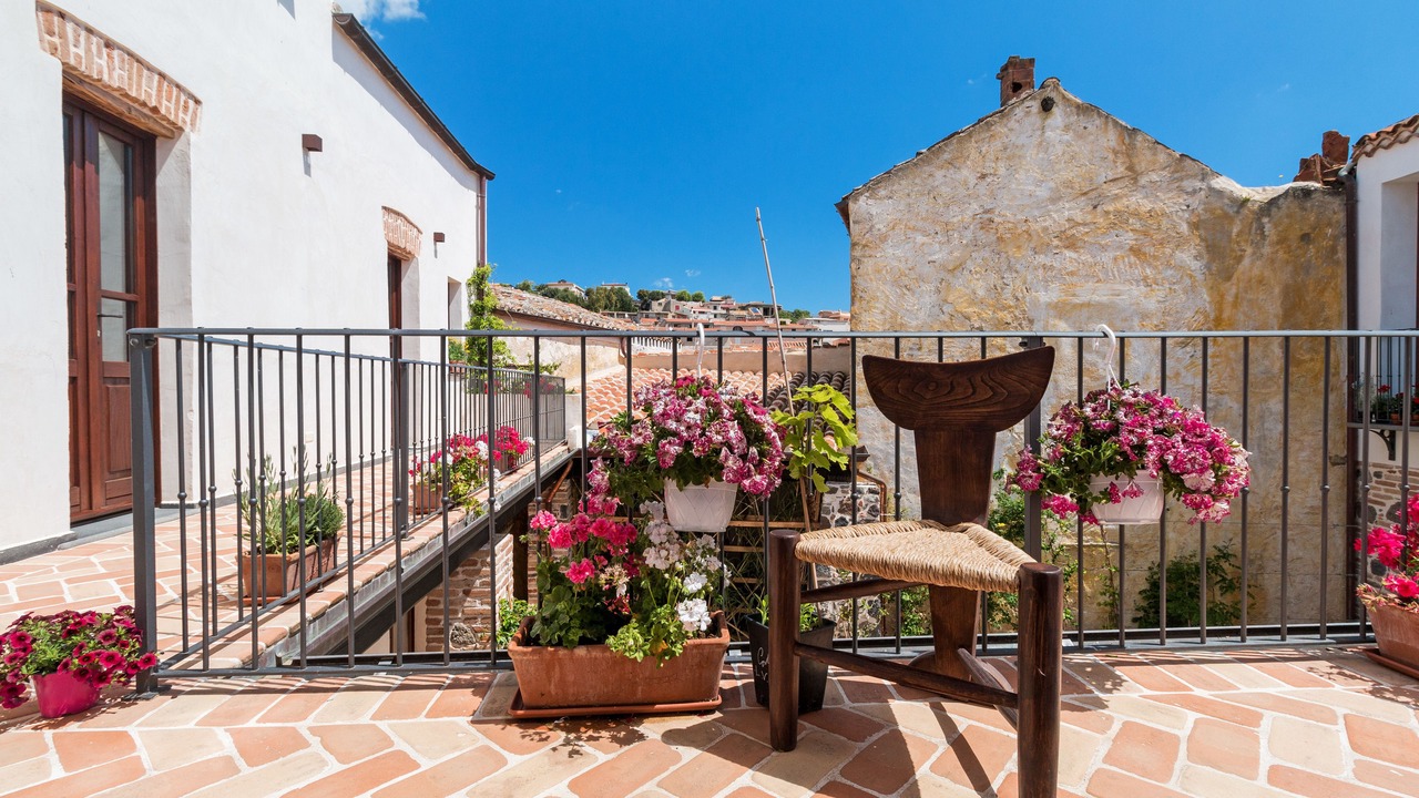 Photo of Patio Balcony in Orosei