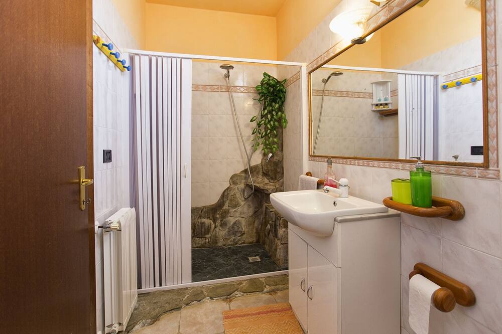Photo of Bathroom in Alghero