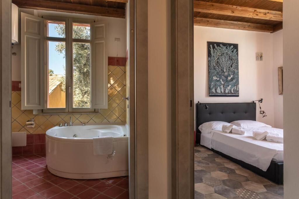 Photo of Bathroom in Oristano Historic Centre