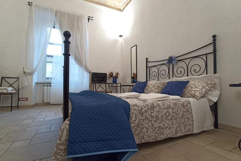 Photo of Others in Vasto