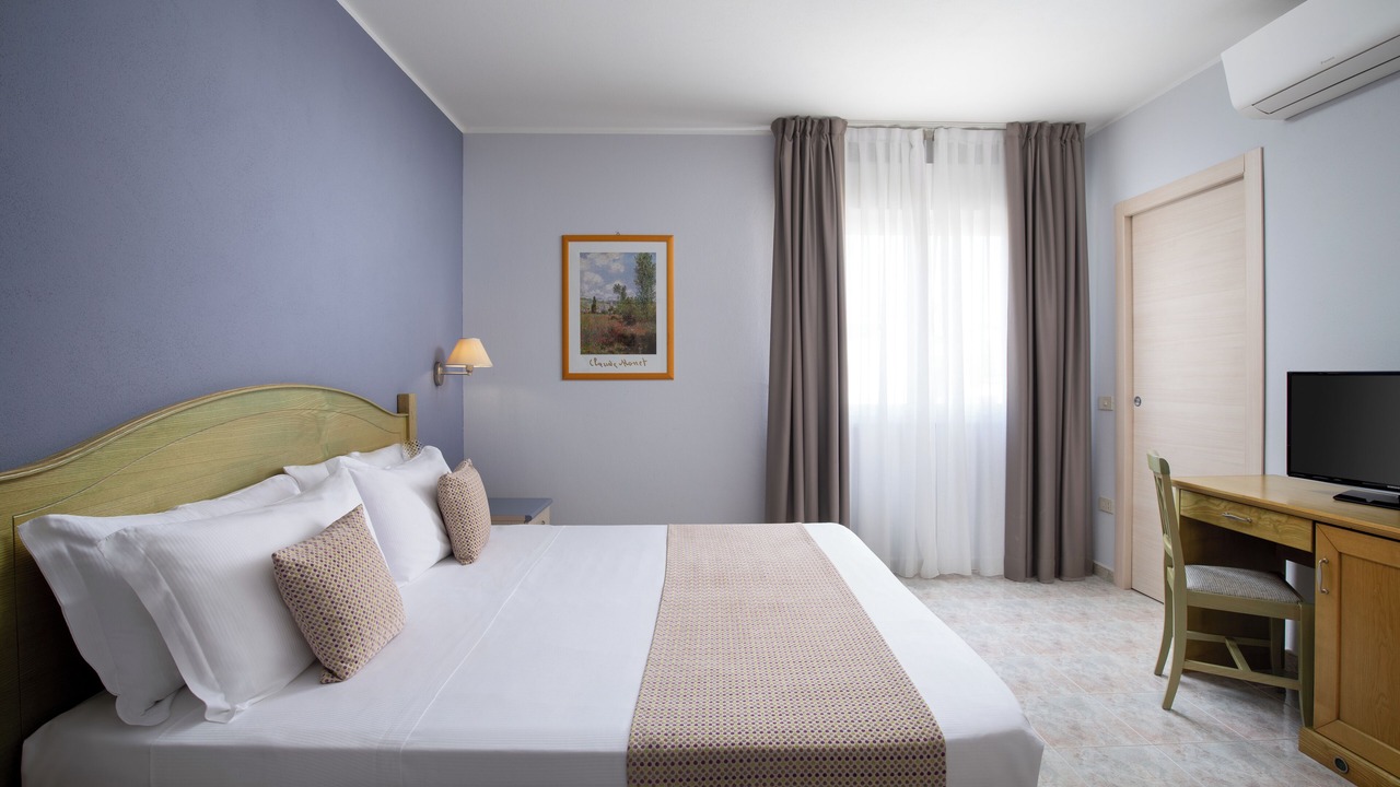 Photo of Bedroom in Lu Bagnu