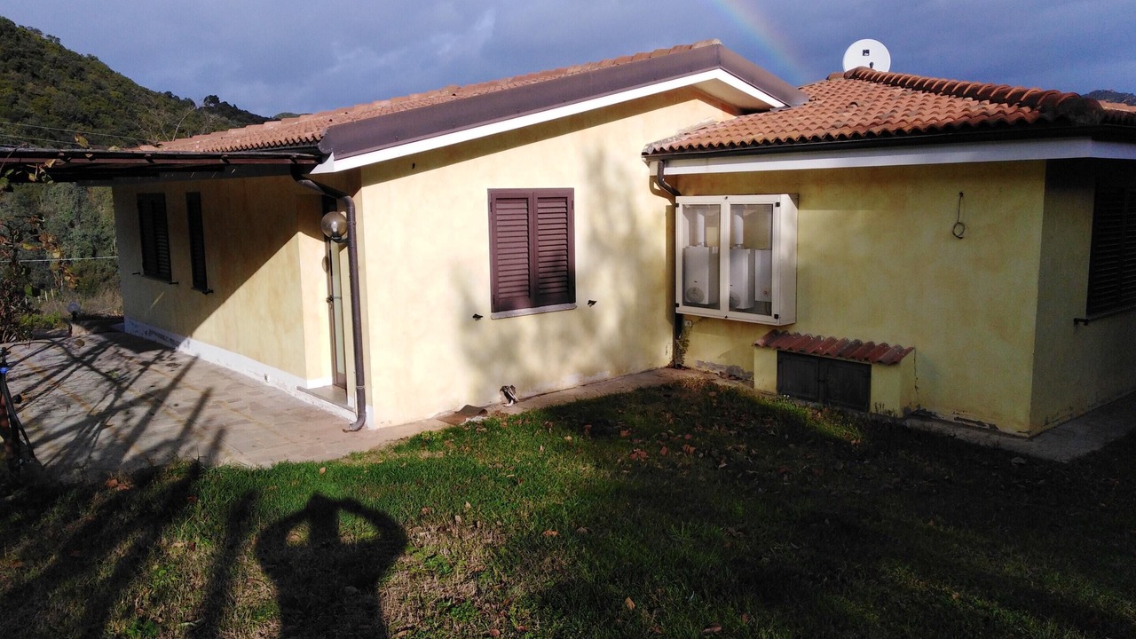 Photo of Outdoor in Elini