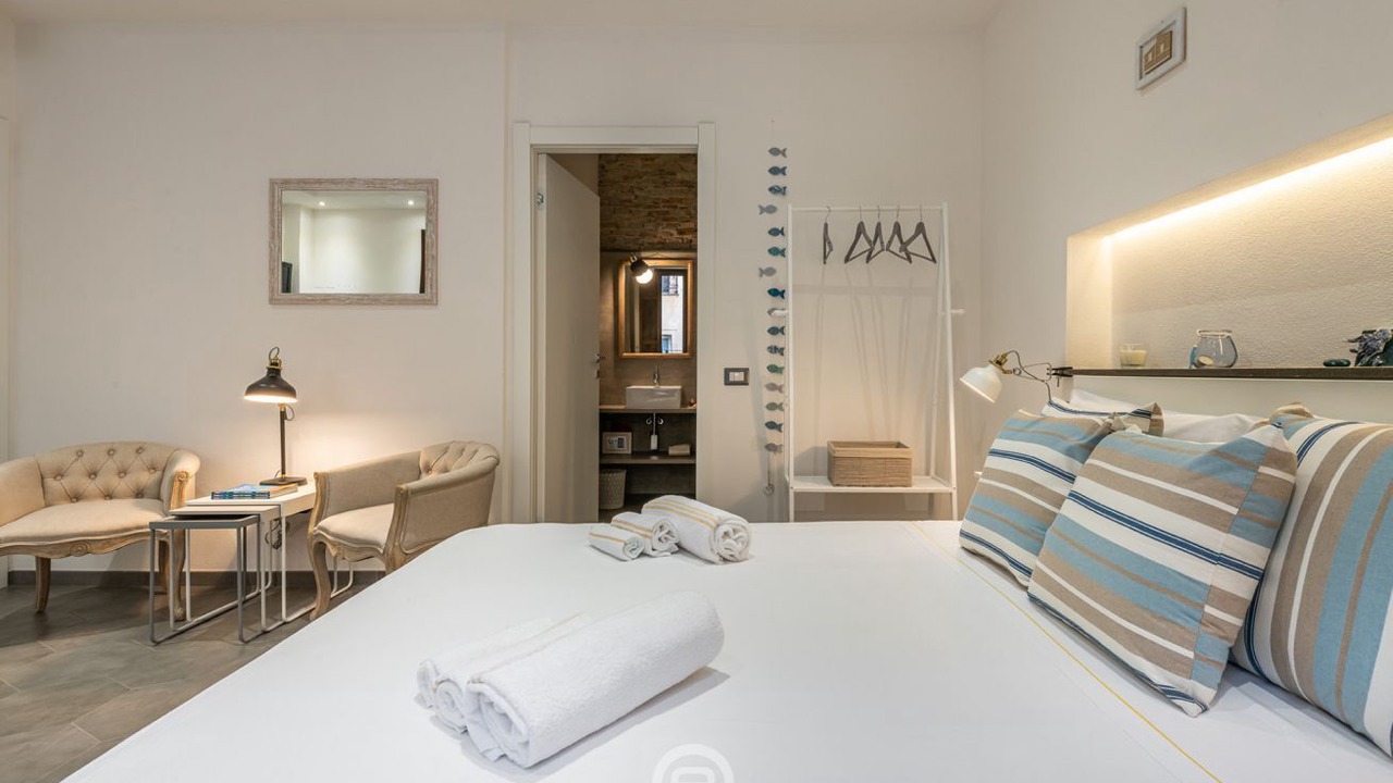 Photo of Bedroom in Marina District