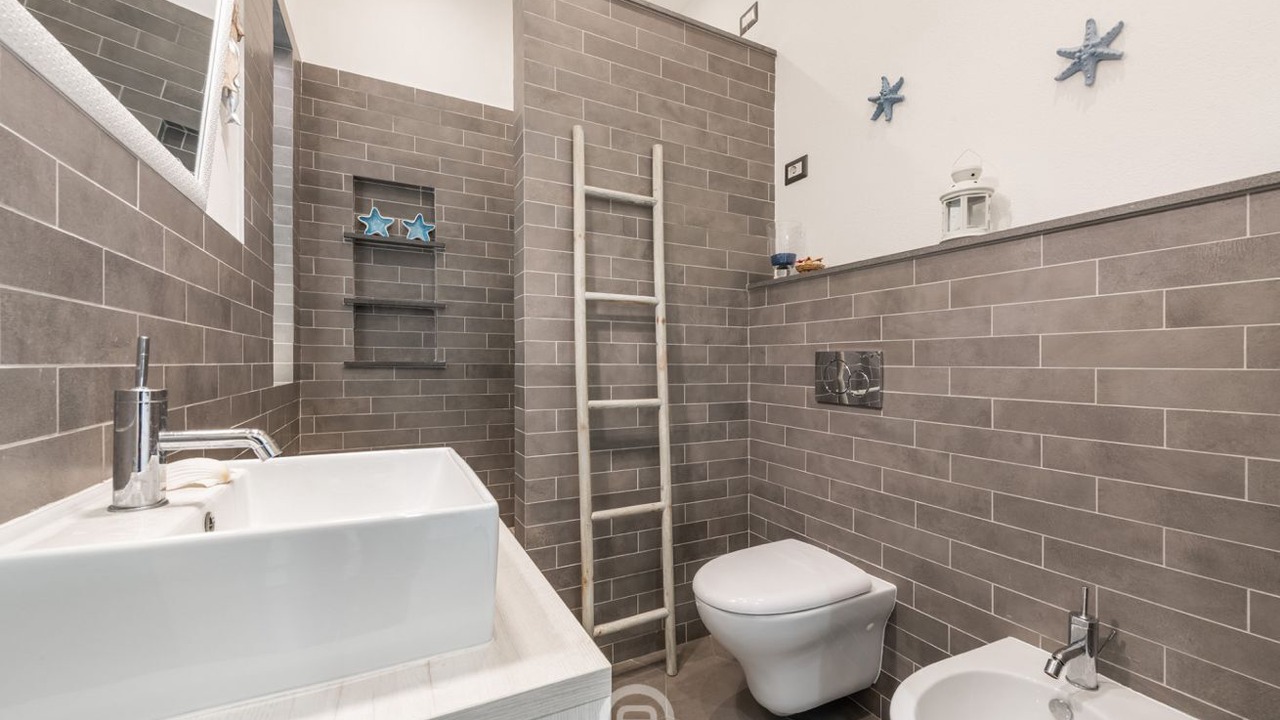 Photo of Bathroom in Marina District