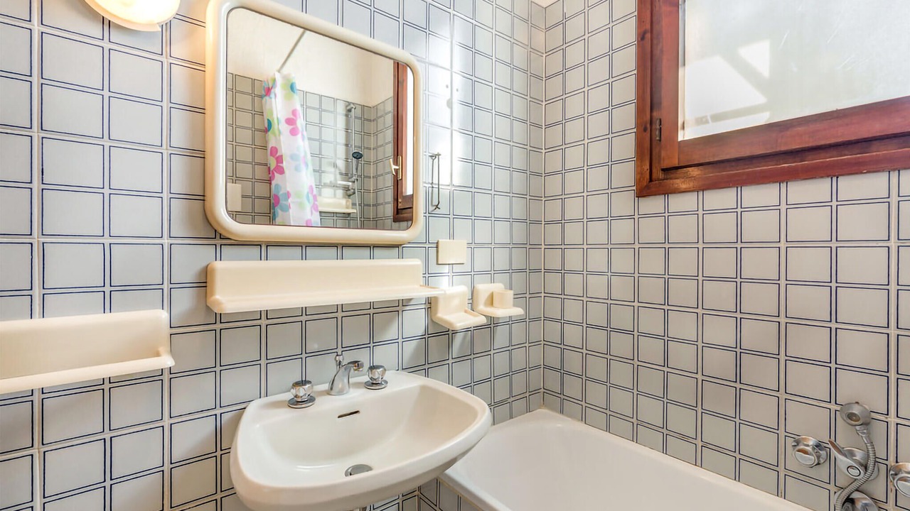 Photo of Bathroom in Golfo di Marinella
