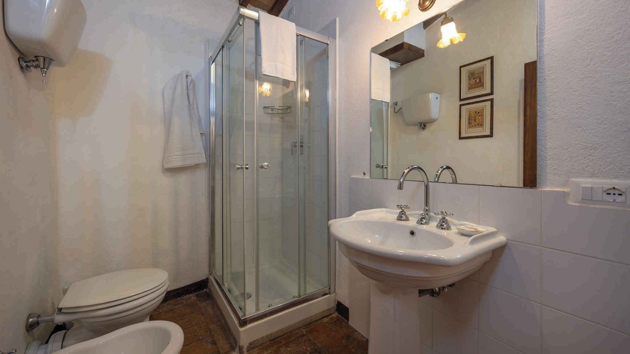 Photo of Bathroom in San Pietro a Cegliolo