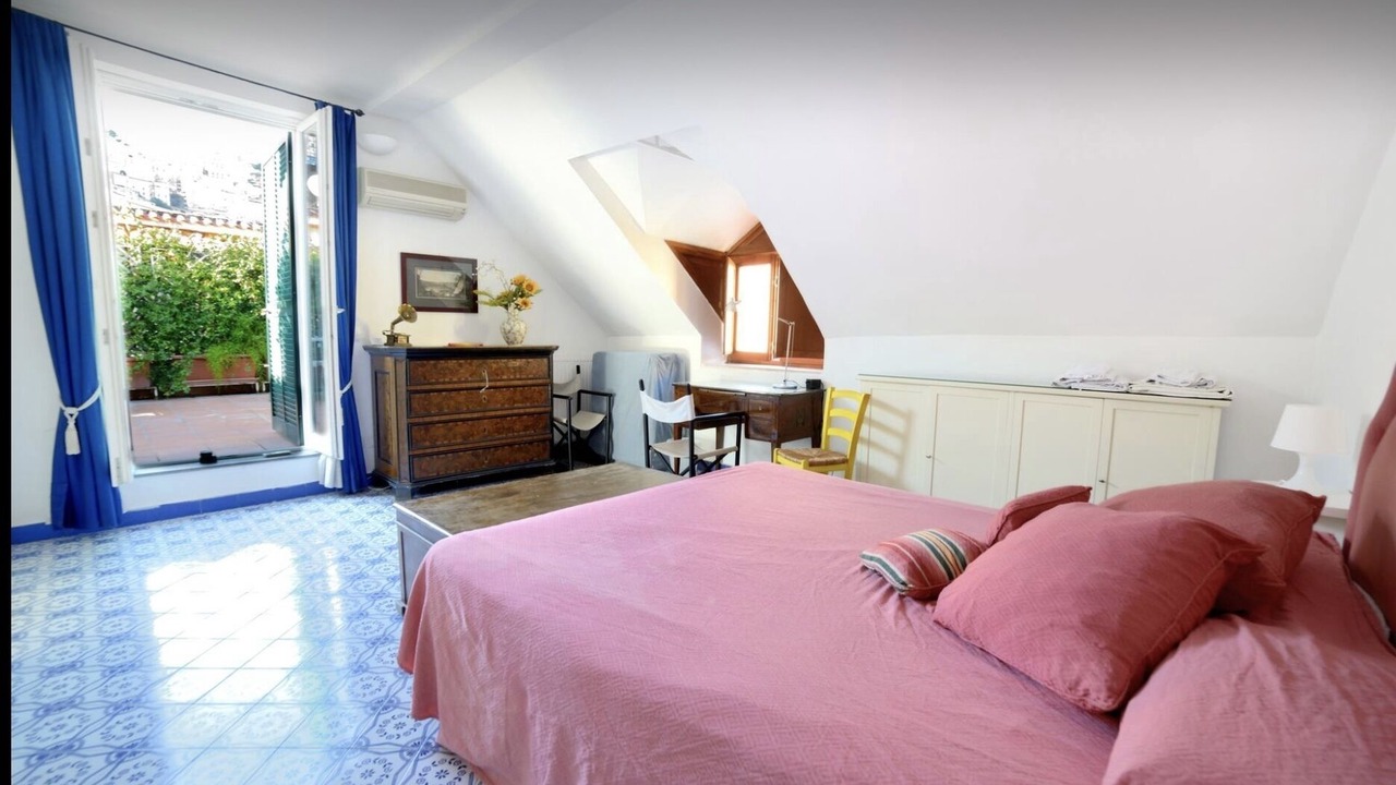 Photo of Bedroom in Chiaia