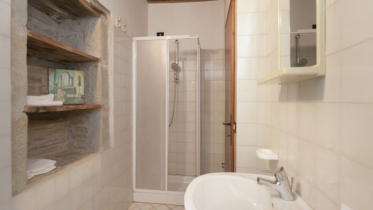 Photo of Bathroom in Mercatello sul Metauro