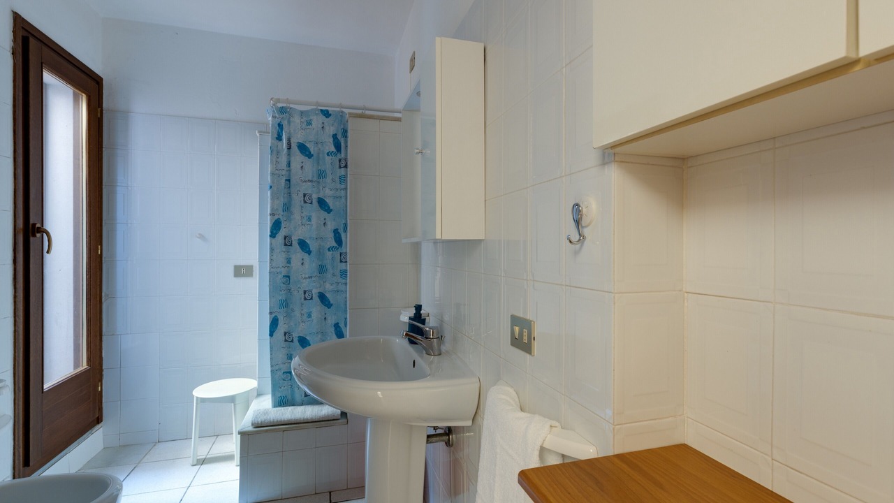Photo of Bathroom in Narbolia