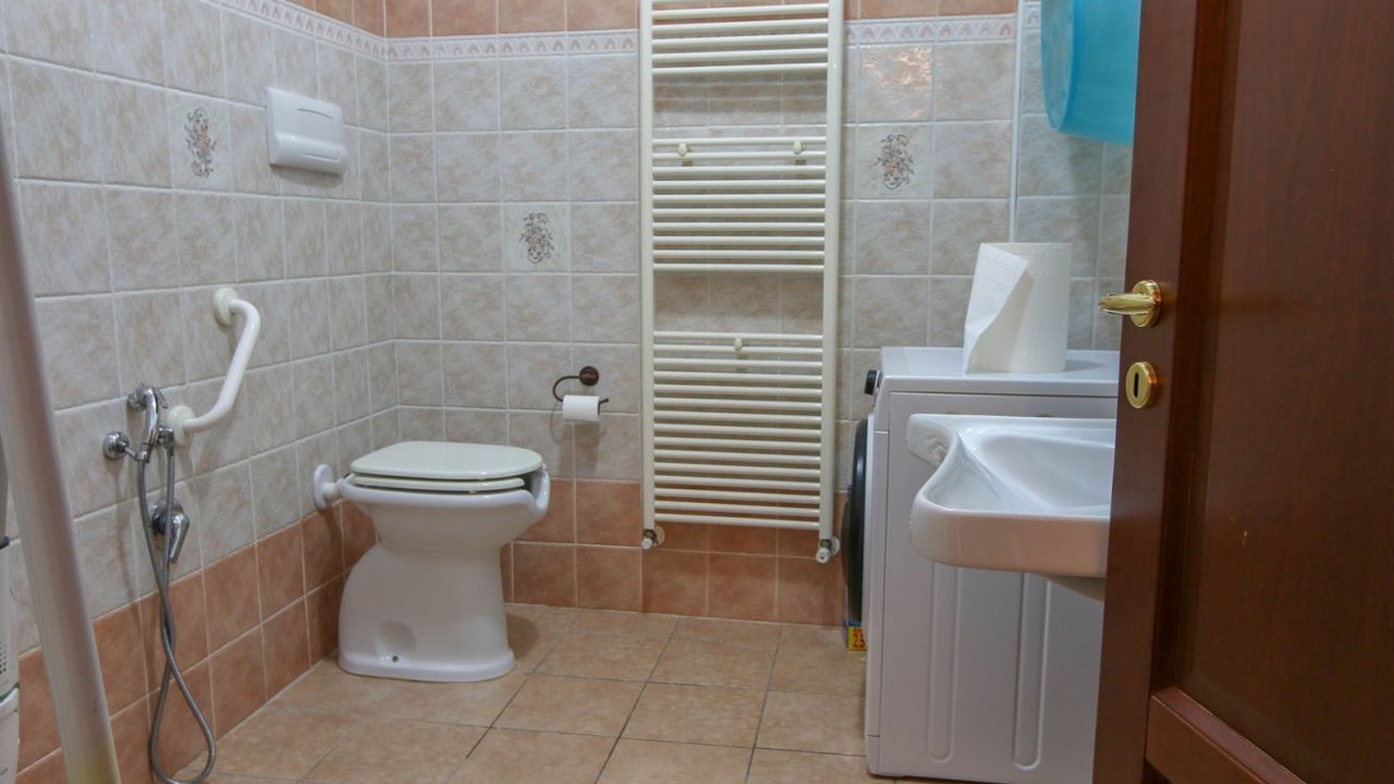 Photo of Bathroom in Oliena