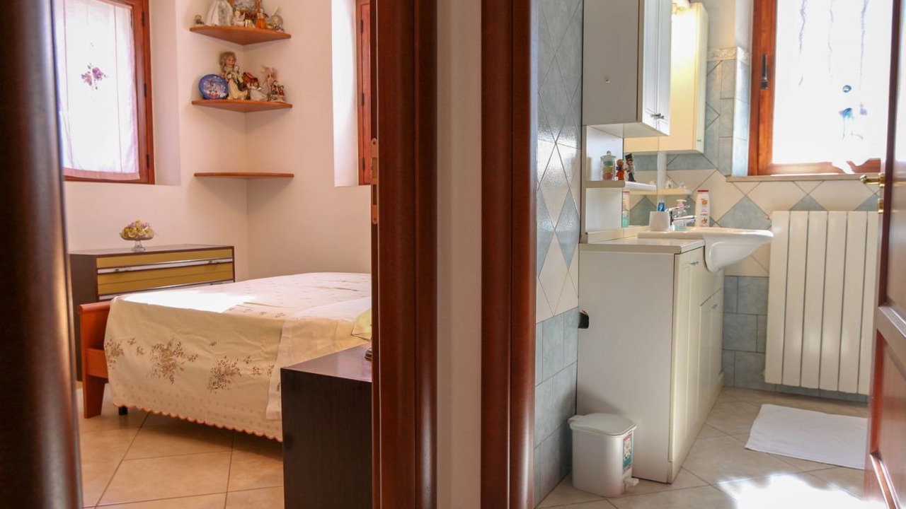 Photo of Bedroom in Oliena