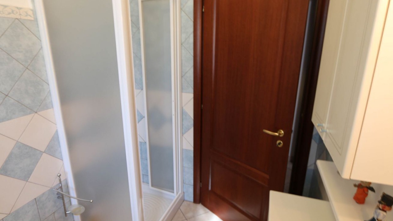 Photo of Bathroom in Oliena