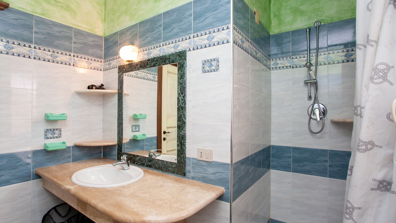 Photo of Bathroom in Orosei