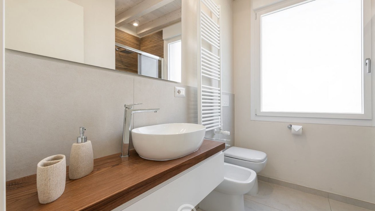 Photo of Bathroom in Poetto