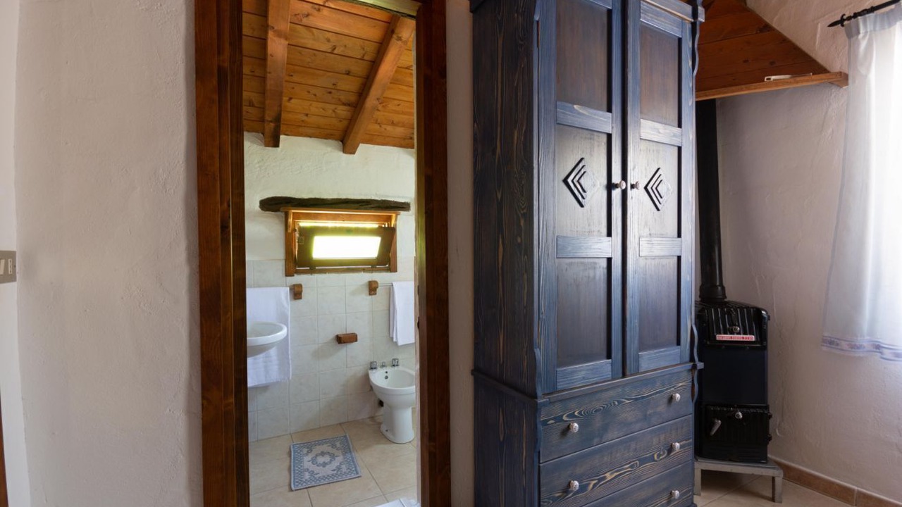 Photo of Bathroom in Oliena
