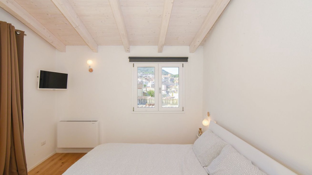 Photo of Bedroom in Oliena