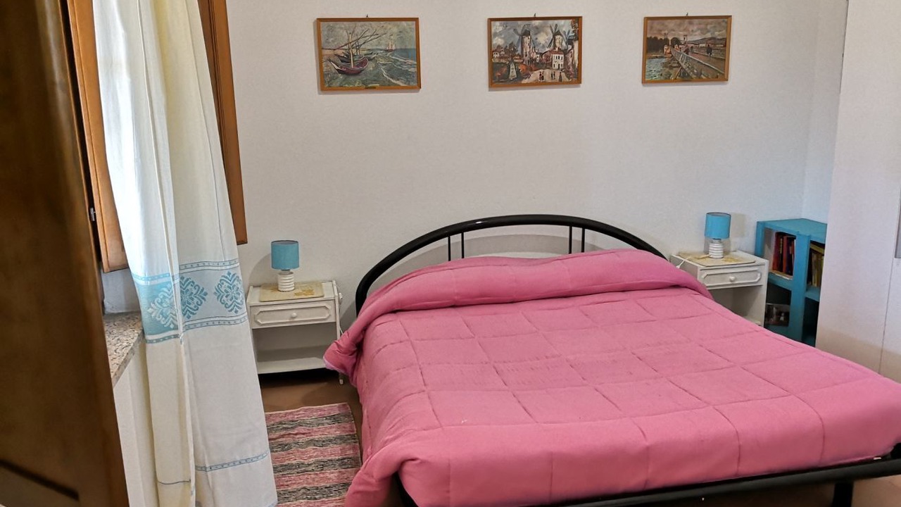 Photo of Bedroom in Oliena