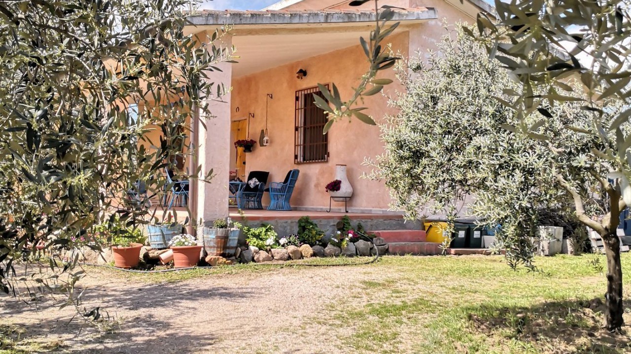 Photo of Patio Balcony in Oliena