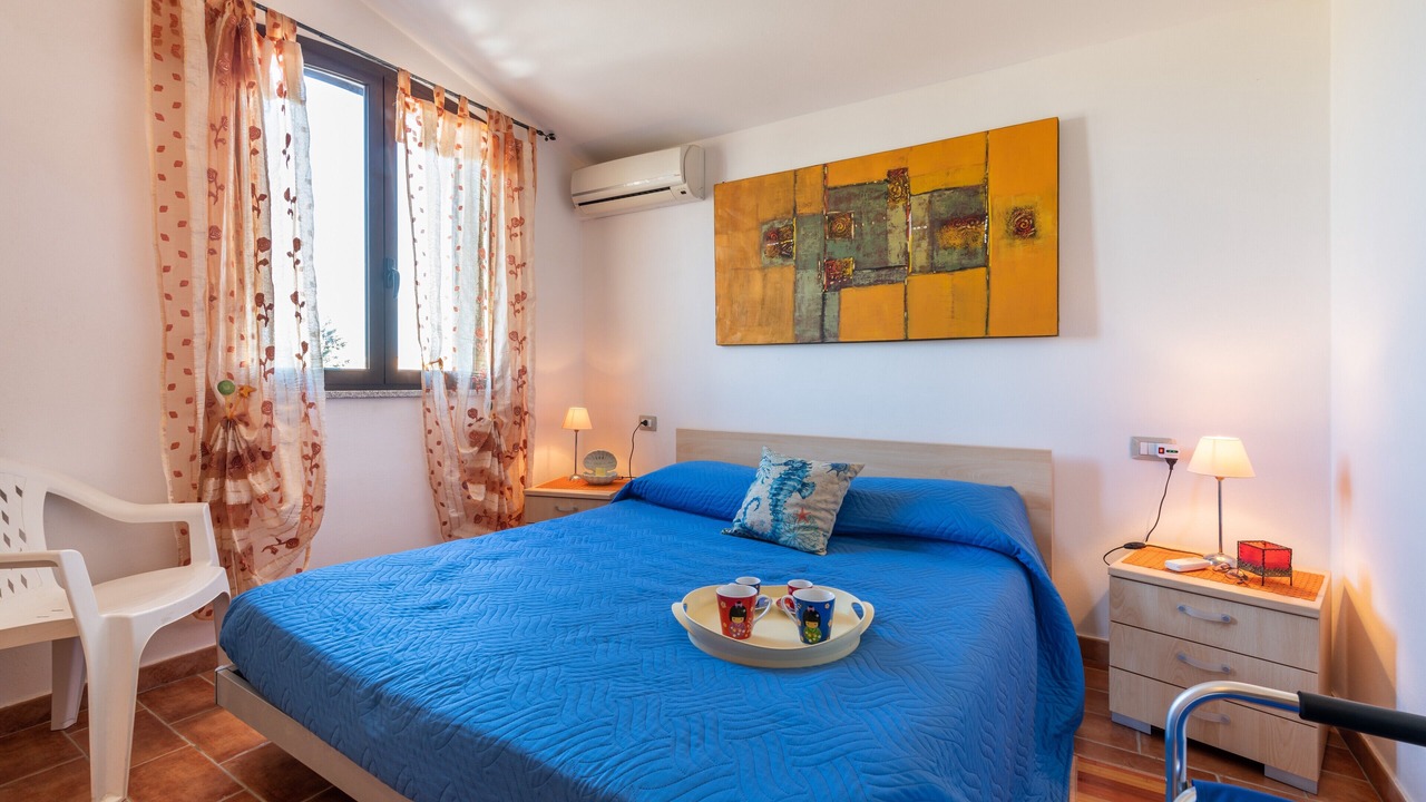 Photo of Bedroom in Calasetta