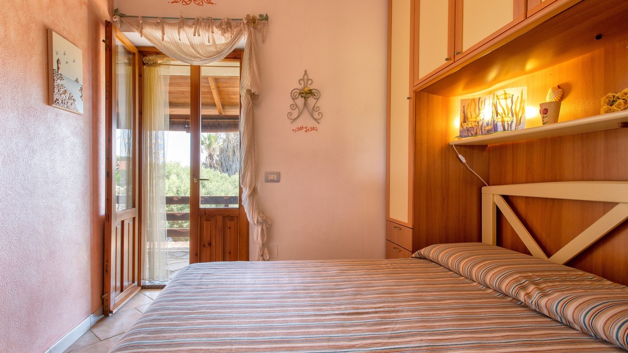 Photo of Bedroom in La Pelosa