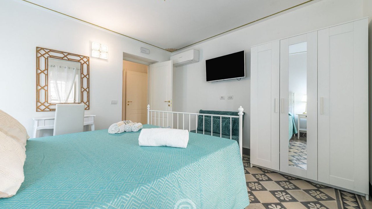 Photo of Bedroom in Marina District