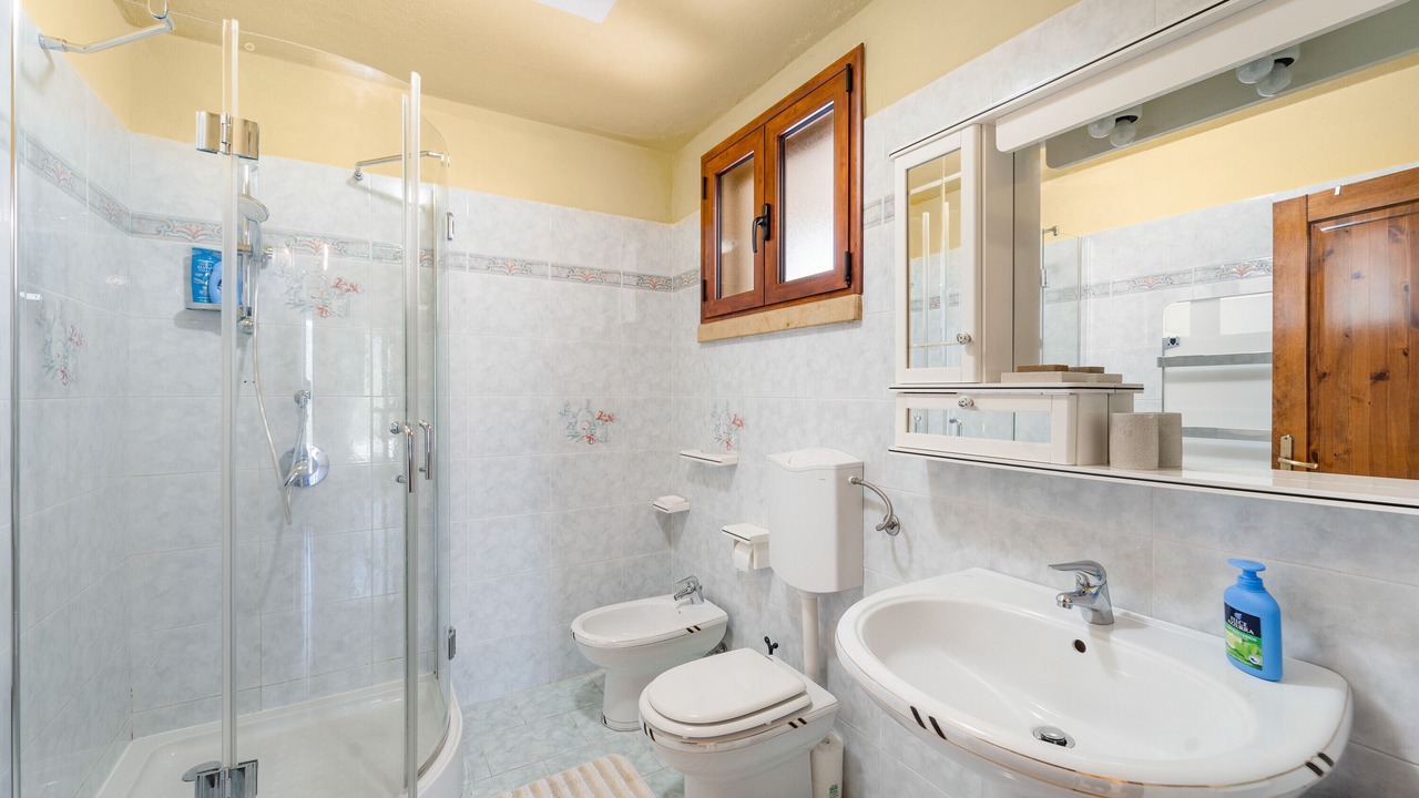 Photo of Bathroom in Buggerru