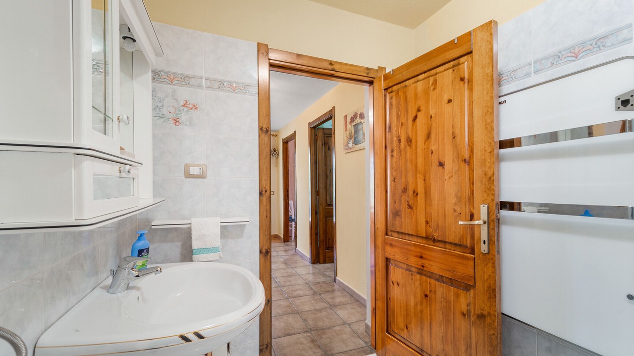Photo of Bathroom in Buggerru