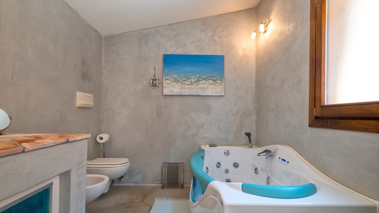 Photo of Bathroom in Costa Paradiso