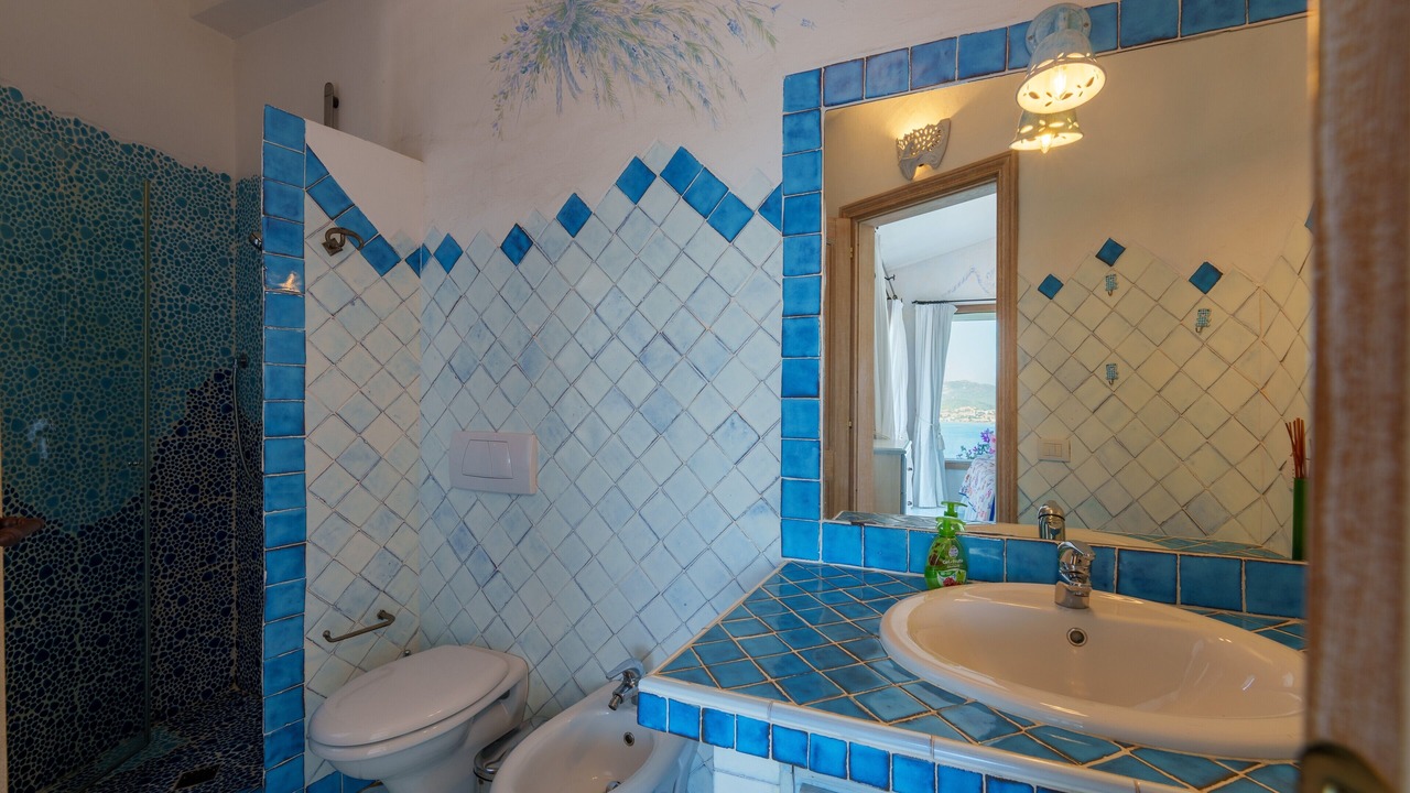 Photo of Bathroom in Baja Sardinia