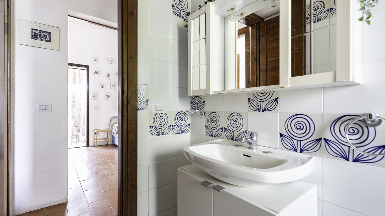 Photo of Bathroom in Geremeas